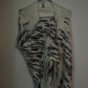 LulaRow Mimi - NWT - Black and White